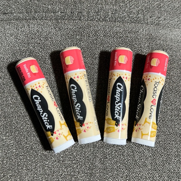 🥰🥰Chap Stick Toast to Love Set🥰🥰 - Picture 1 of 3